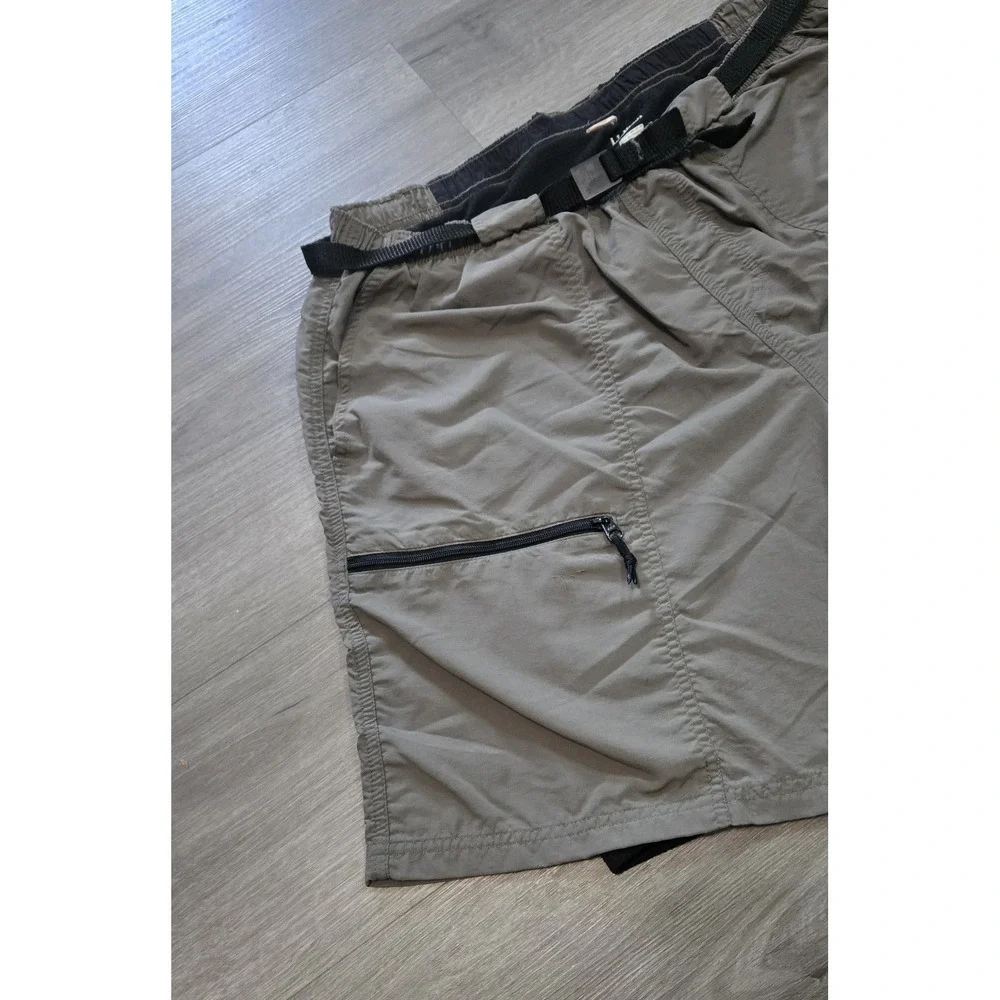 L.L. Bean 100% Nylon Pull-On Bike Shorts Built-In Liner 6
